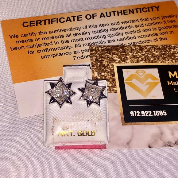 Real diamond custom made earrings, not lab made not CZ huge sale screw back stud - Picture 7 of 7